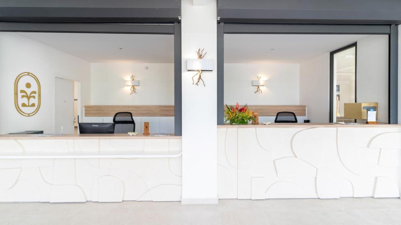 Cook'S Bay Hotel & Suites Paopao Ngoại thất bức ảnh