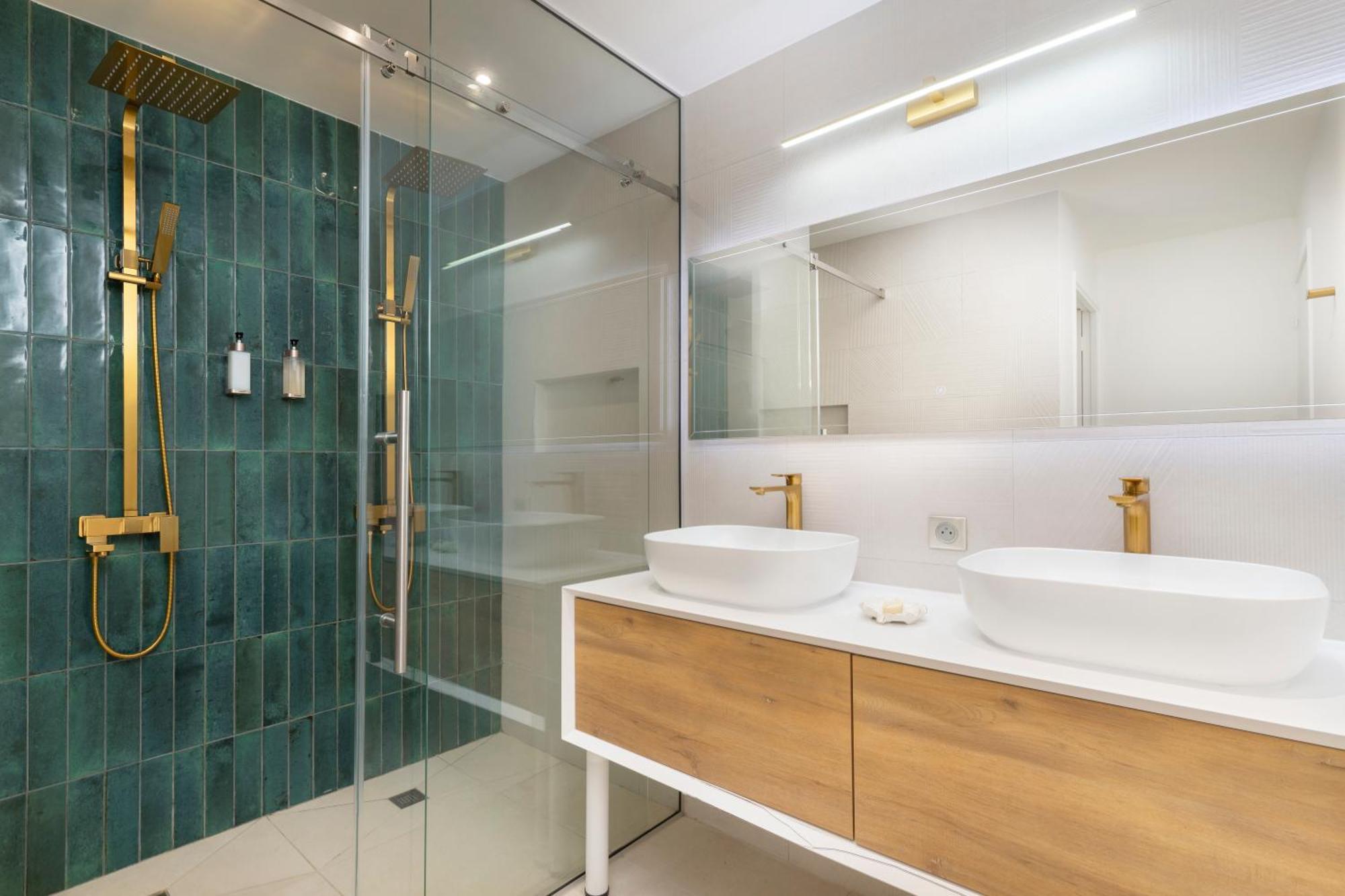 Cook'S Bay Hotel & Suites Paopao Ngoại thất bức ảnh